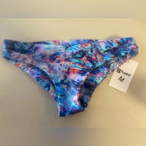 Fused Hawaii NWT bikini bottoms